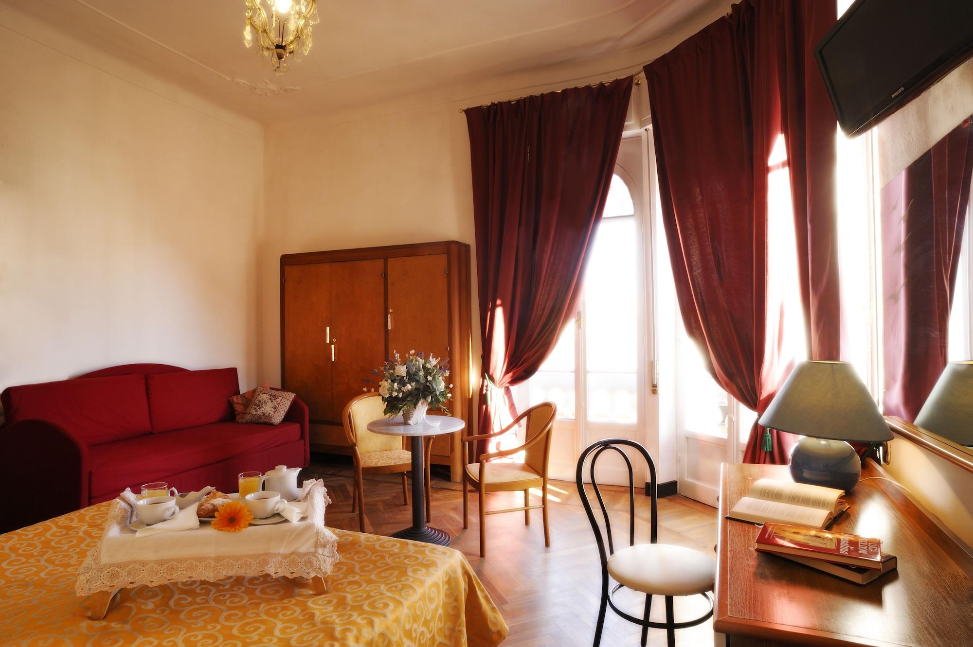 Hotel Alfieri Alassio Exterior photo
