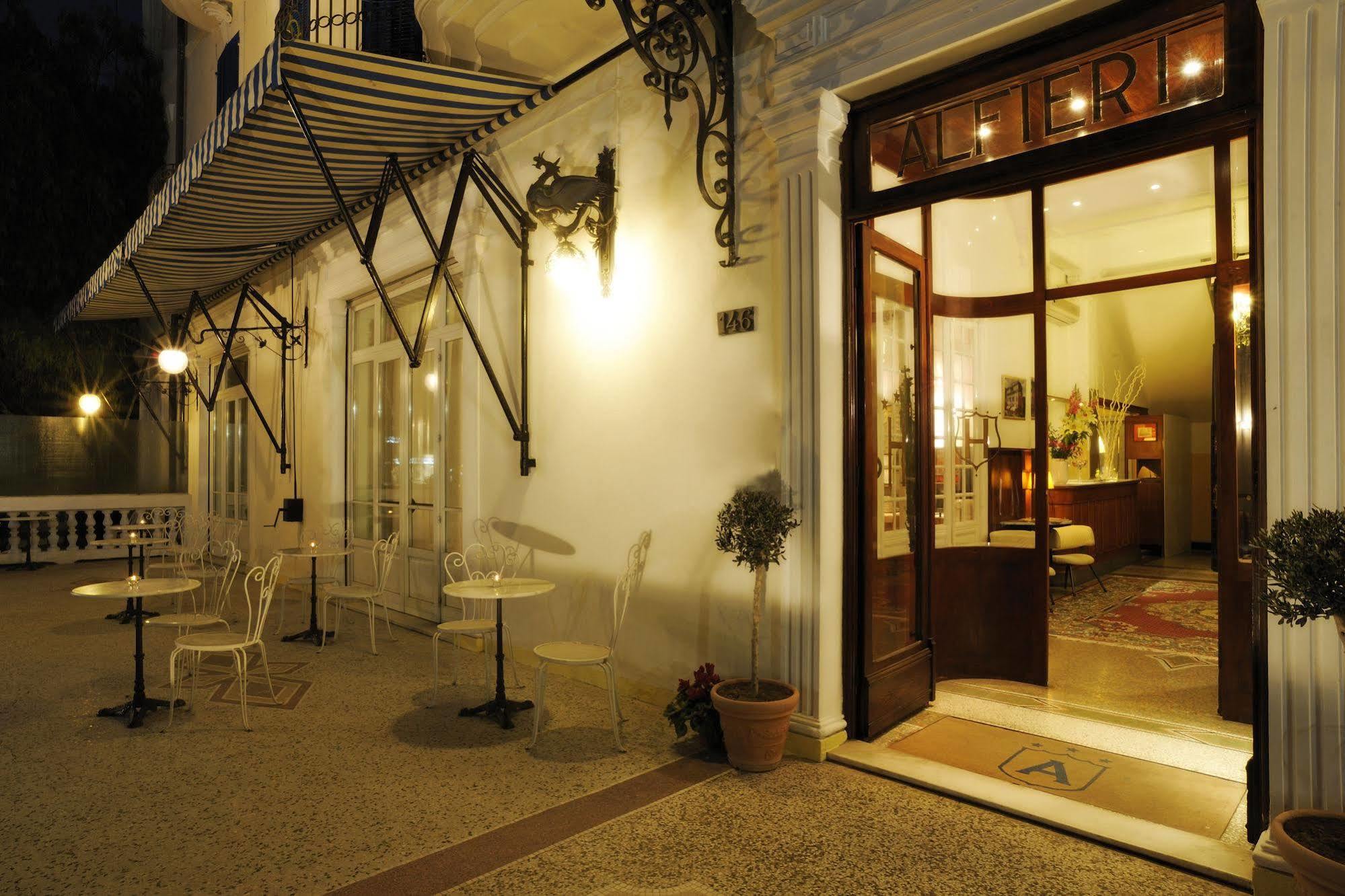 Hotel Alfieri Alassio Exterior photo