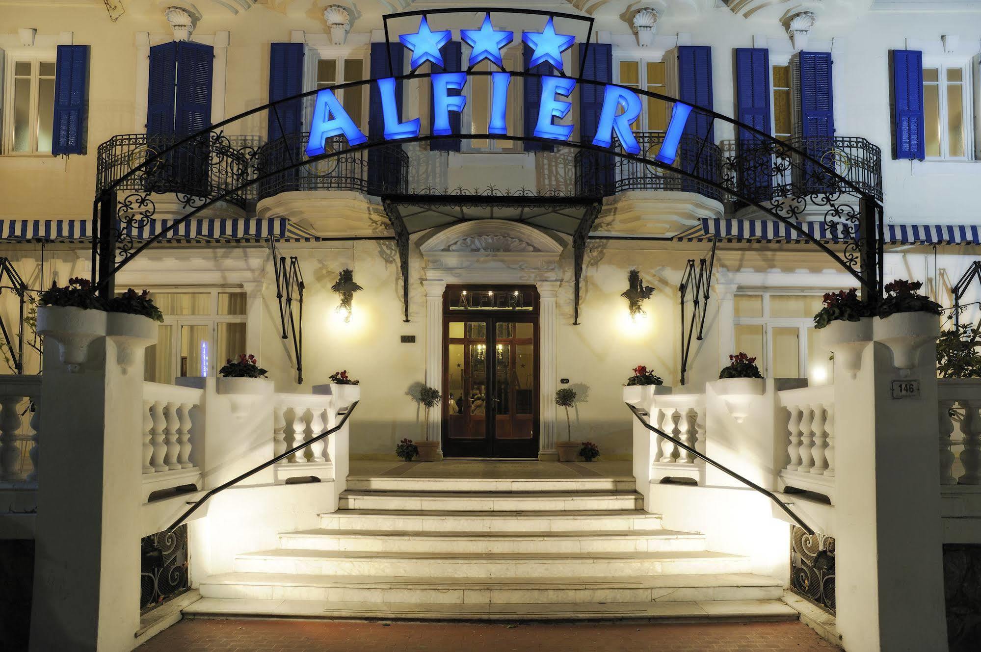 Hotel Alfieri Alassio Exterior photo